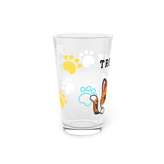 Short hair tortoiseshell cat Tiny Trouble Pint Glass