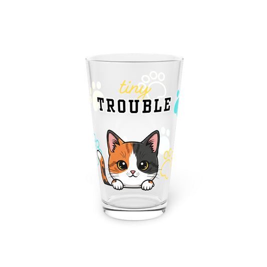 Short hair tortoiseshell cat Tiny Trouble Pint Glass